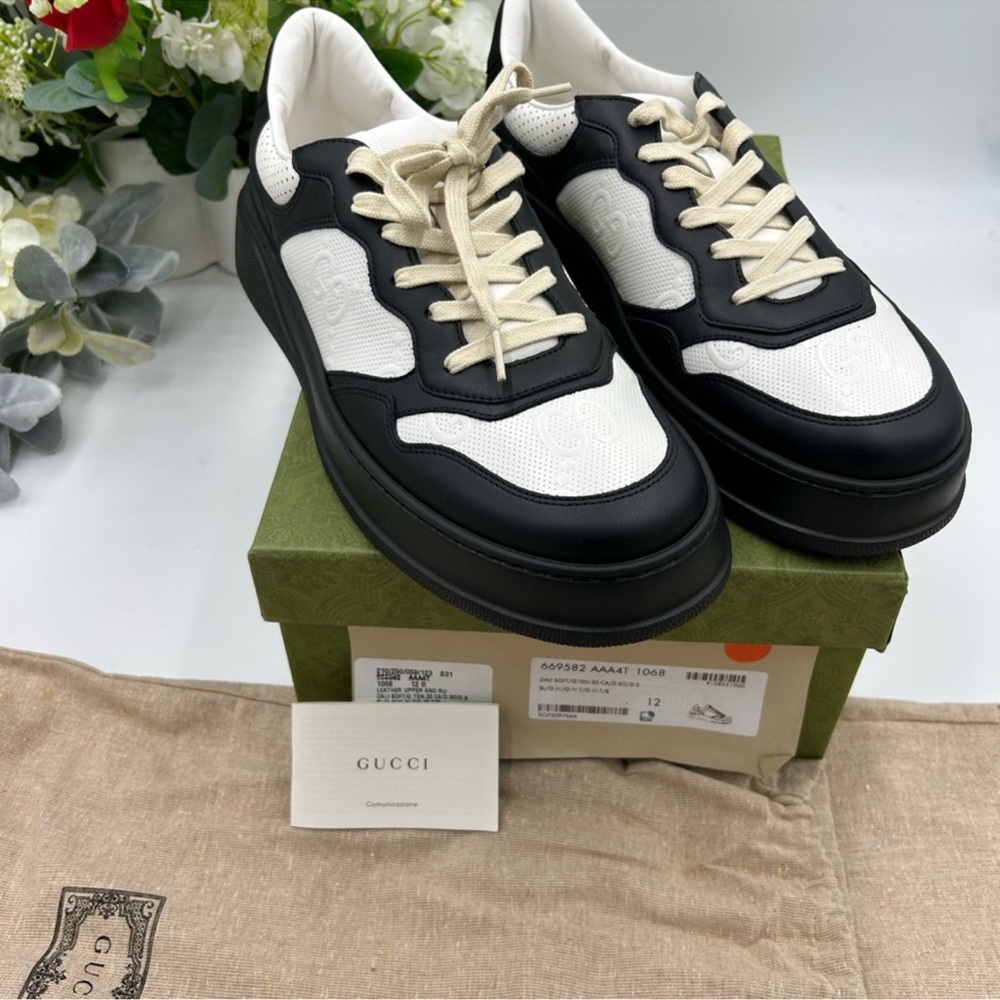 SOLD!!!!  Men’s Gucci GG embossed black/white leather sneaker size 12